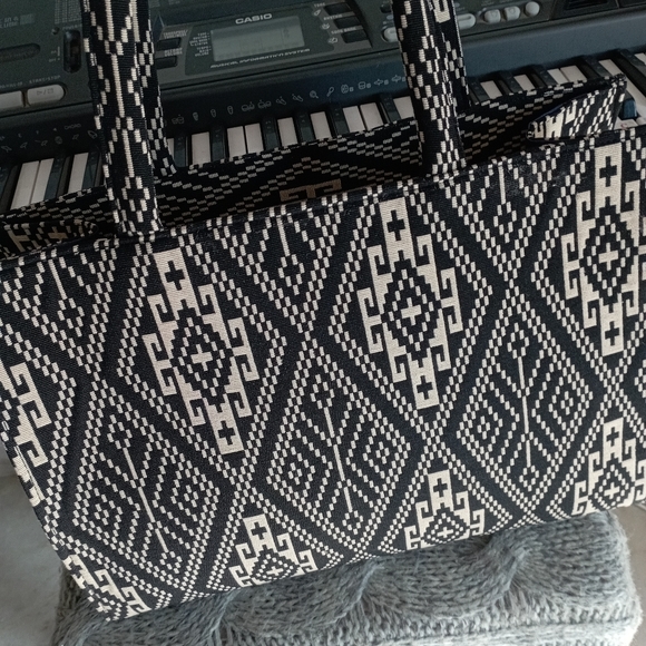 Textile Tote Bag *On Preorder Only* - Picture 5 of 7